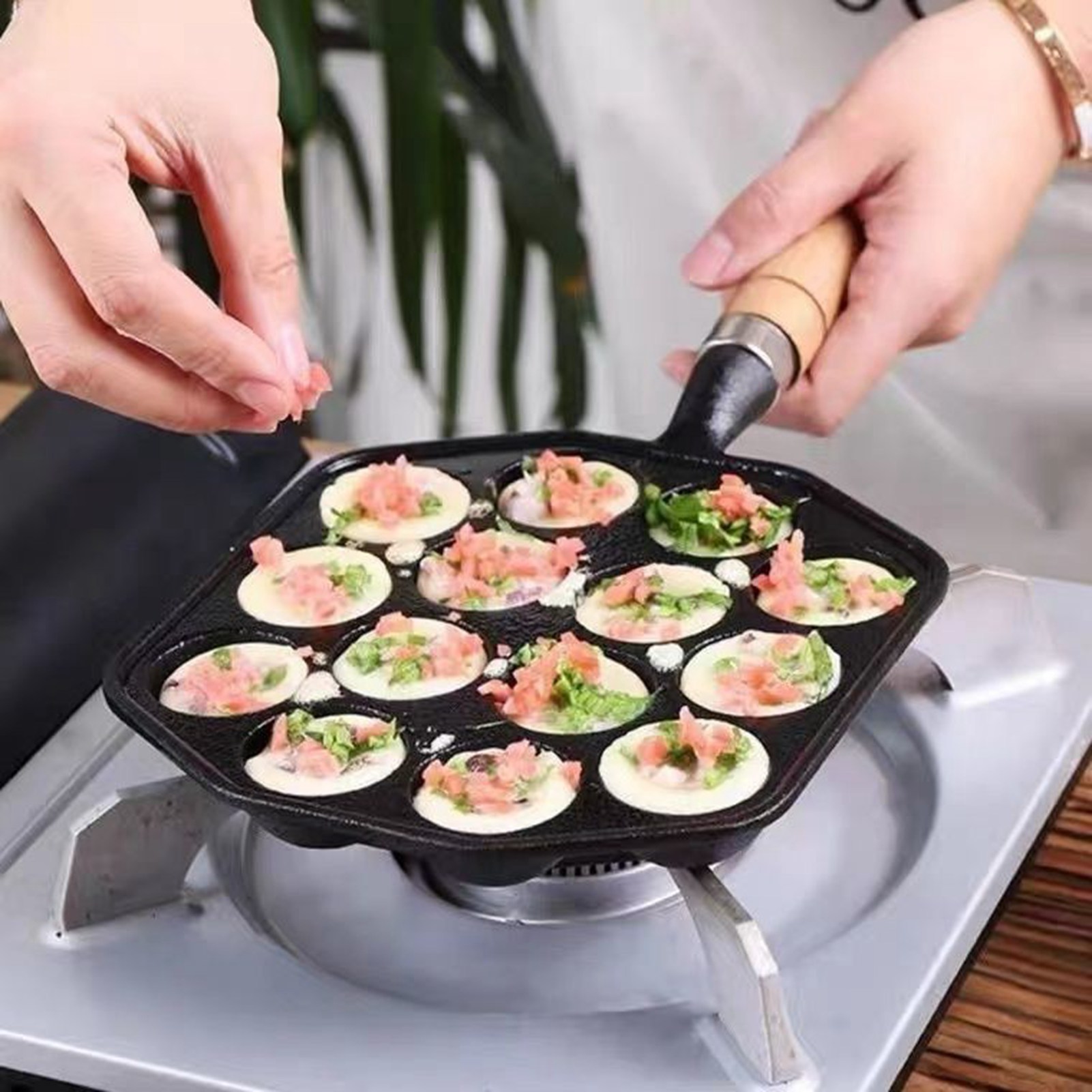 14 Holes Takoyaki Pan Nonstick - Egg Waffle Pan incelemesi ve fiyatı
